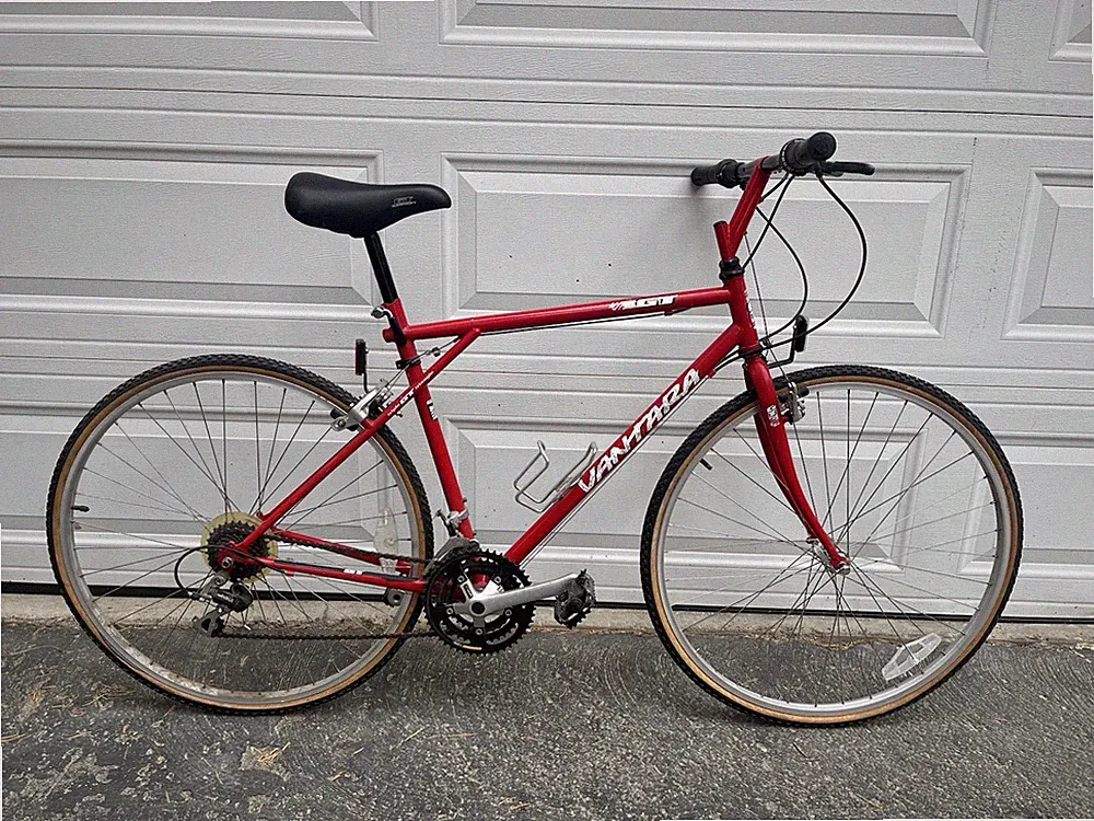 GT Vantara Triple Triangle 700c Steel Retro Gravel Hybrid Bike