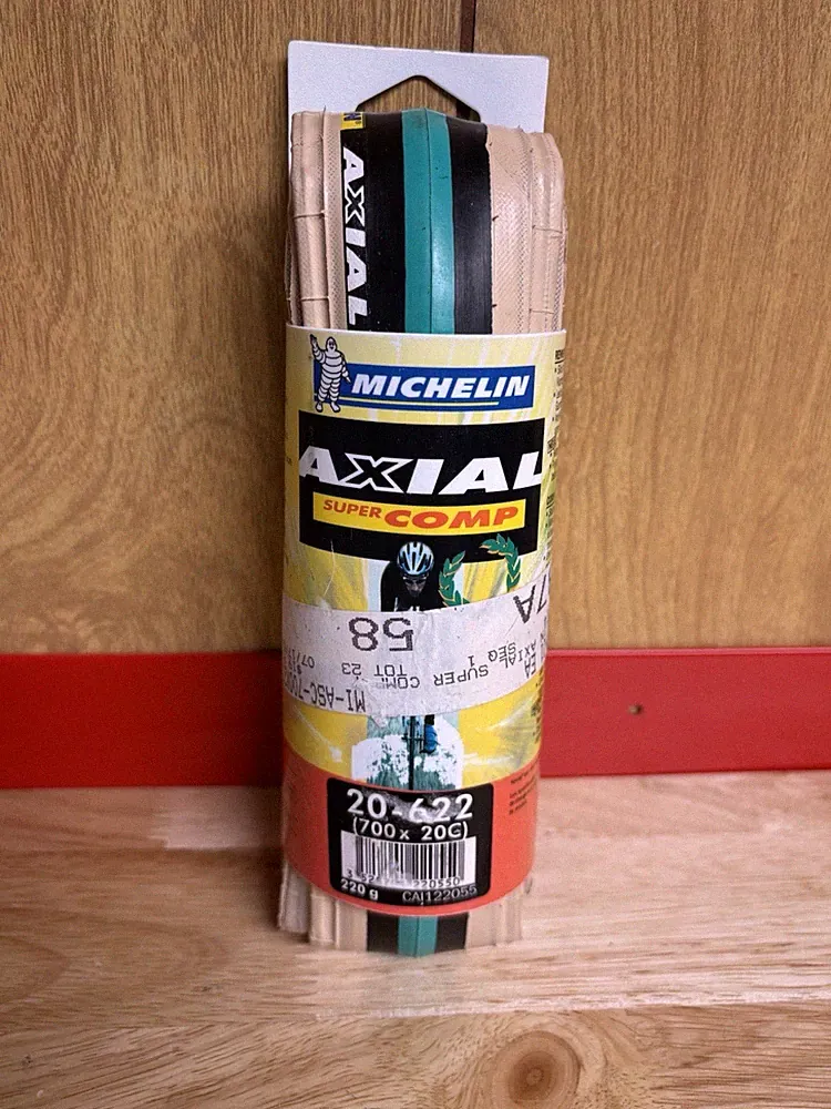 Retro Bicycle NOS Michelin Axial Super Comp 700 X 20C Green Bike Tire