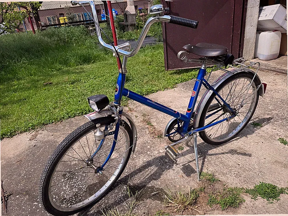 Vintage Czechoslovak City Bike 1970s – Original Retro Bicycle, Fully Equipped