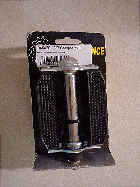VP-363 Classic Rubber Style Platform Bike Pedals Retro Look 1/2" spindle